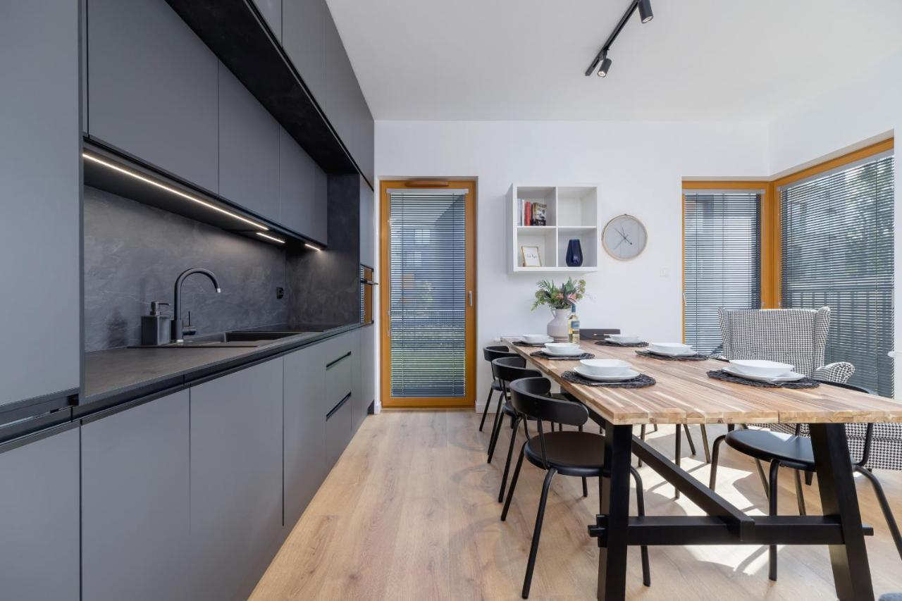Luxurious Apartment Rakowicka Krakow By Renters Prestige Exterior foto