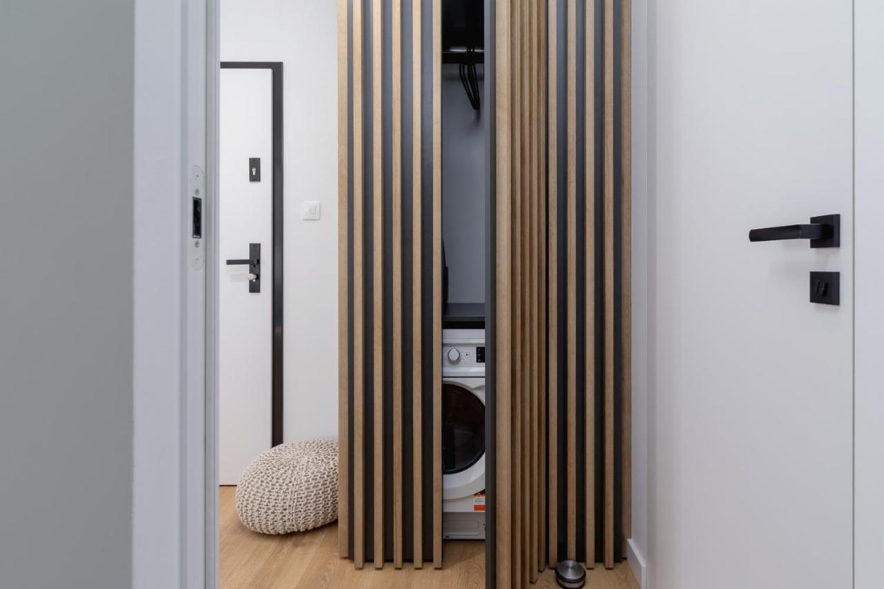 Luxurious Apartment Rakowicka Krakow By Renters Prestige Exterior foto